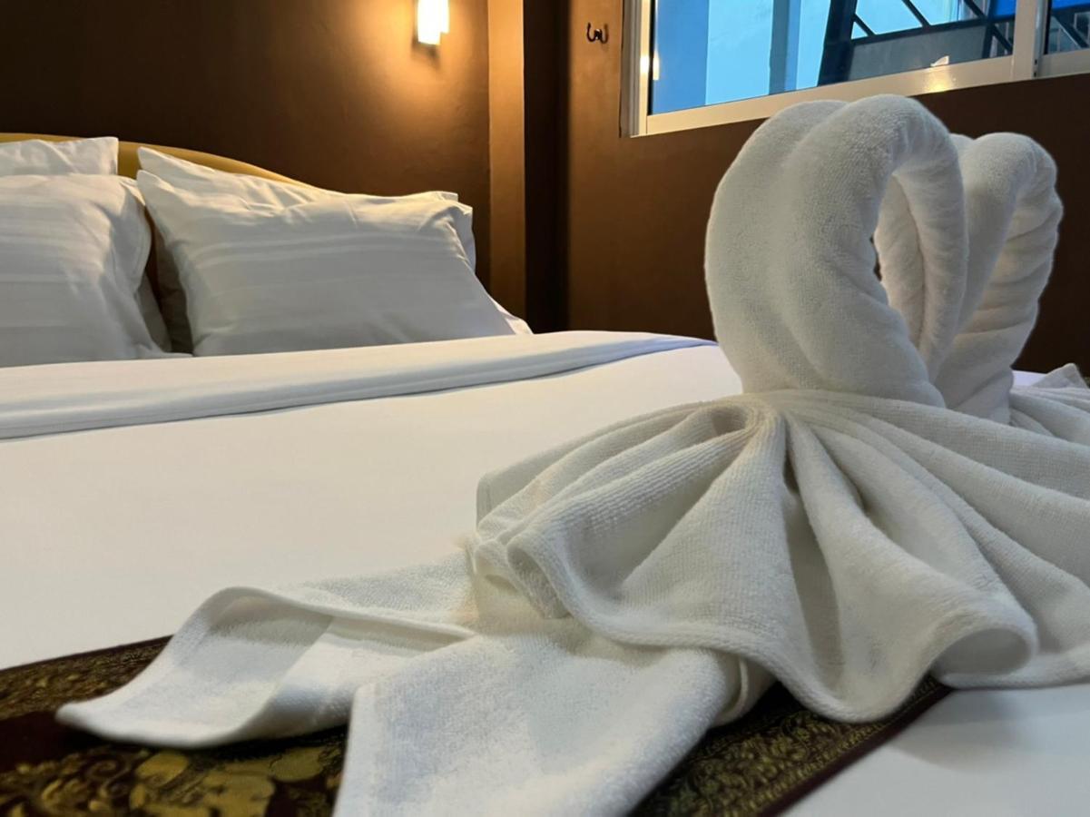 Cozy Rooms Asoke Bangkok Eksteriør bilde
