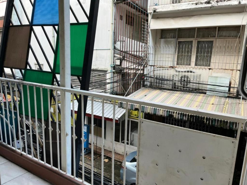 Cozy Rooms Asoke Bangkok Eksteriør bilde